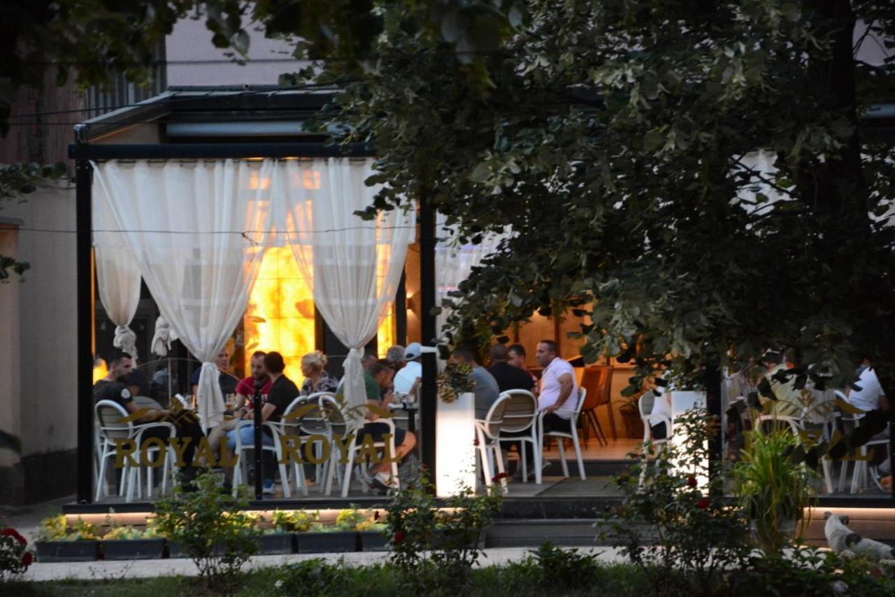 Royal Hotel Peshkopi Albania Eksteriør bilde