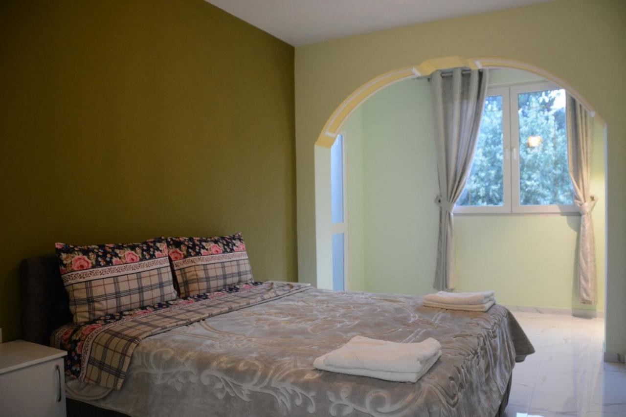 Royal Hotel Peshkopi Albania Eksteriør bilde